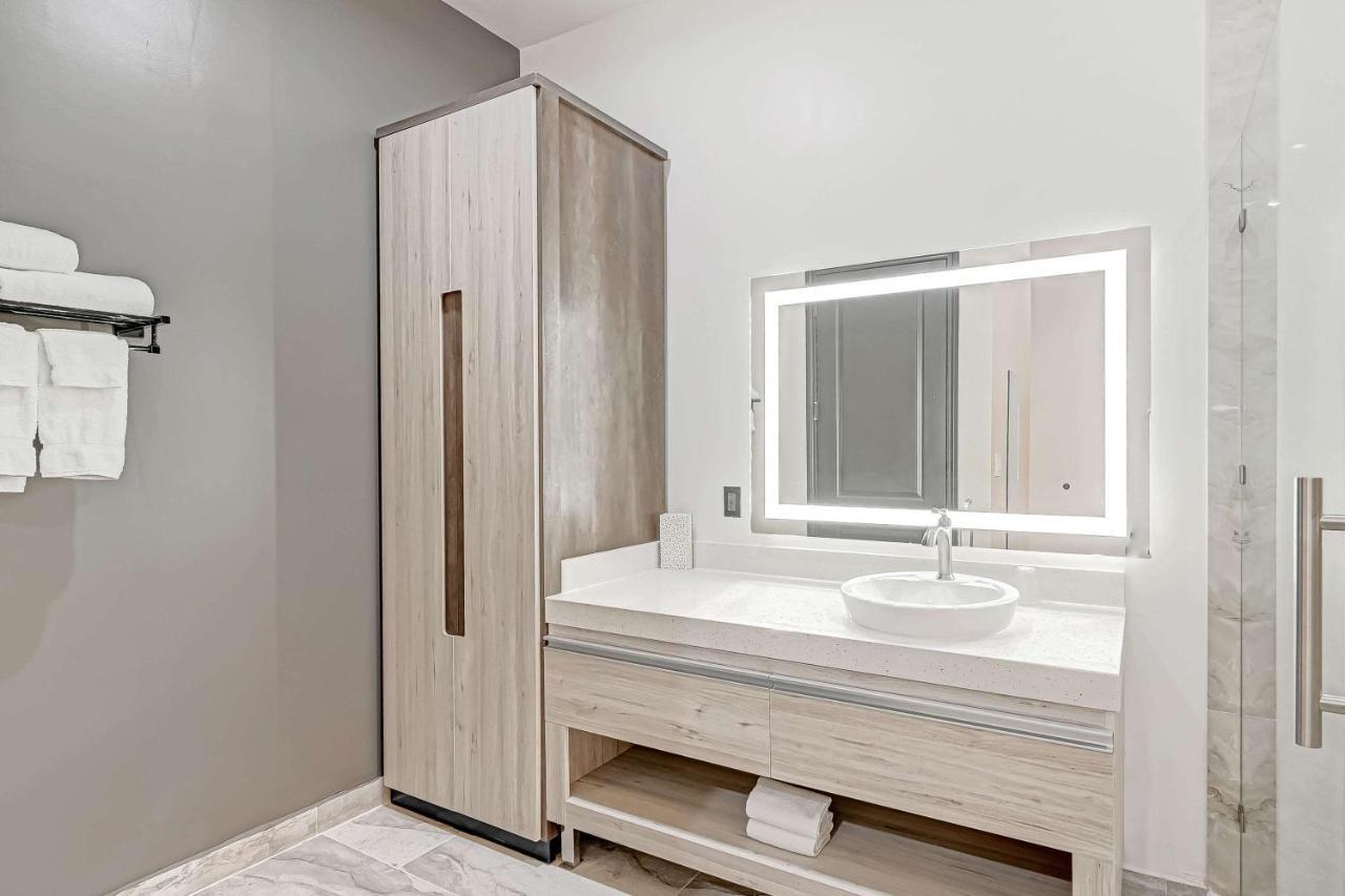 Surestay Hotel By Best Western Houston Southeast Саут-Хьюстон Экстерьер фото