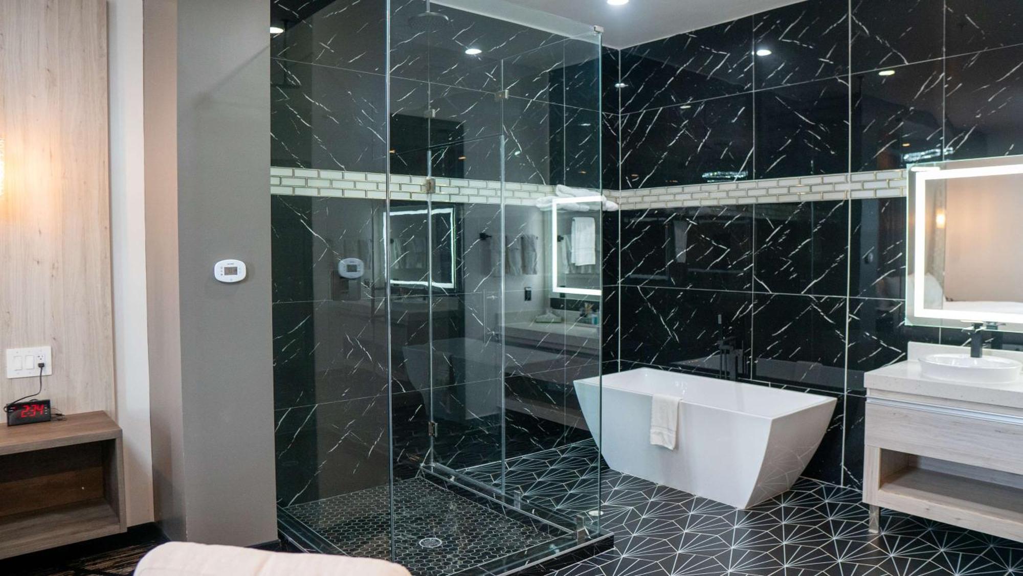 Surestay Hotel By Best Western Houston Southeast Саут-Хьюстон Экстерьер фото